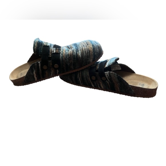 Rocketdog Natural Colored Loafer Slides - Picture 5 of 6